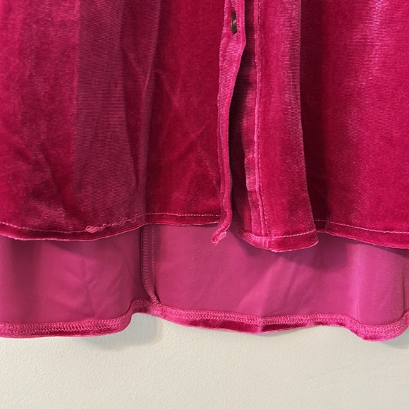 UMGEE Velvet Button Down Collared Tunic Top Ruby Pink Womans XL Long Sleeve - Picture 12 of 14